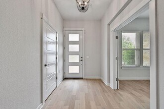 4722 Vaughan St in Austin, TX - Building Photo - Building Photo