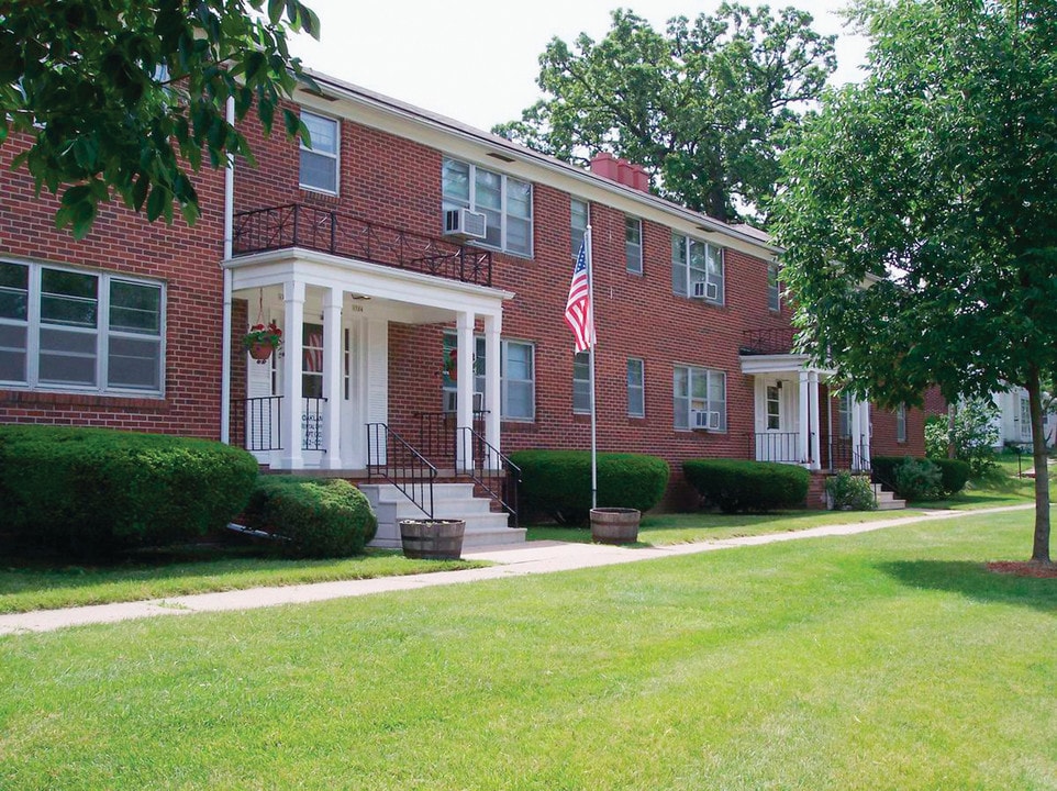 The Gardens in Cedar Rapids, IA - Building Photo