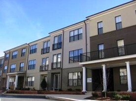 770 Walker Square in Charlottesville, VA - Building Photo