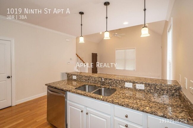 1019 9th St in Durham, NC - Building Photo - Building Photo