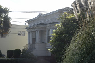 910 Central Ave in Alameda, CA - Building Photo - Building Photo