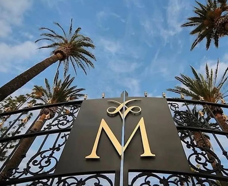 5510 Owensmouth Ave, Unit 320 in Woodland Hills, CA - Foto de edificio