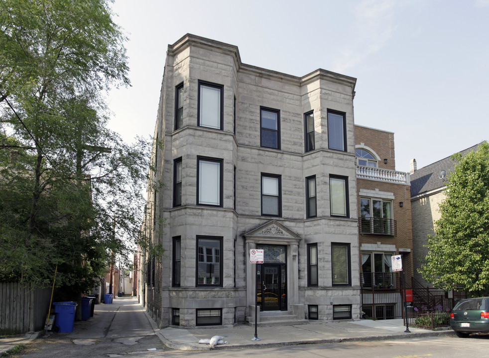 1713 W Julian St in Chicago, IL - Building Photo