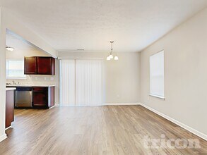 6427 Calabash Pl in Indianapolis, IN - Foto de edificio - Building Photo