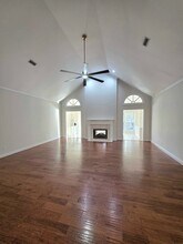 107 Edinburgh Way in Dothan, AL - Foto de edificio - Building Photo