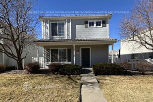 20924 E 47th Ave in Denver, CO - Building Photo