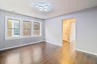 6224 N Albany Ave in Chicago, IL - Building Photo - Building Photo