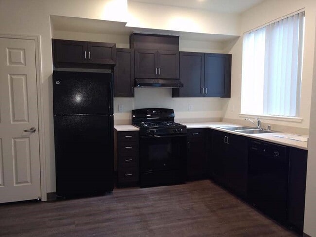 property at 2300 Loveridge Rd