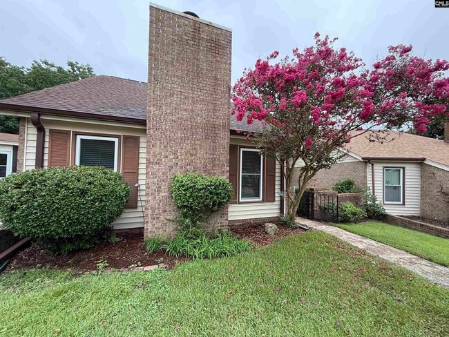 property at 104 Tee Ct