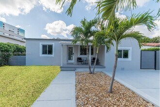 260 NE 46th St in Miami, FL - Building Photo - Building Photo