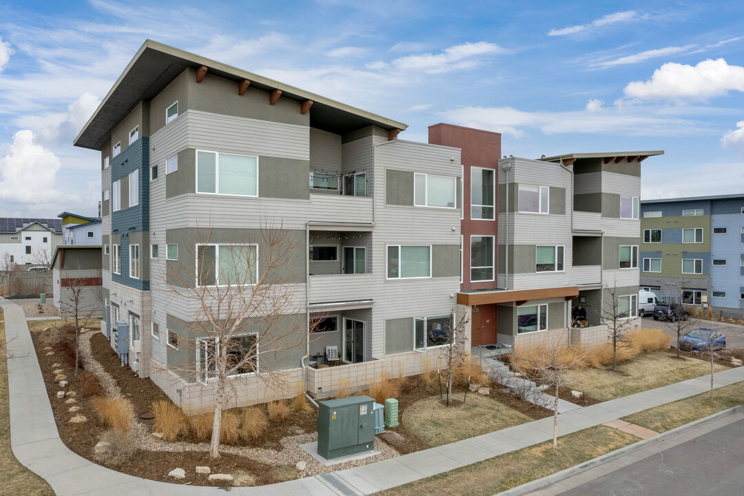 1505 Hecla Way in Louisville, CO - Building Photo