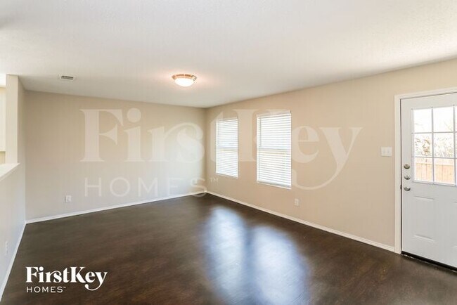 5705 Addington Dr in Fort Worth, TX - Building Photo - Building Photo