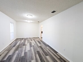 130 Elmview Ln in Haughton, LA - Foto de edificio - Building Photo