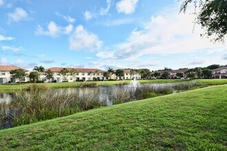 16178 Poppy Seed Cir in Delray Beach, FL - Foto de edificio - Building Photo