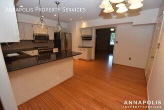 714 Old Love Point Rd in Stevensville, MD - Building Photo - Building Photo