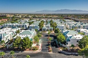 7100 Pirates Cove Rd, Unit 2027 in Las Vegas, NV - Building Photo