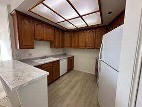 621 Esplanade in Redondo Beach, CA - Building Photo - Building Photo