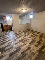 405 E Watertown St in Rapid City, SD - Building Photo