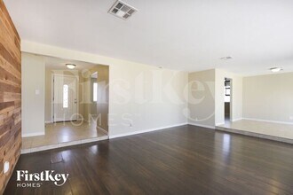 3722 W Griswold Rd in Phoenix, AZ - Building Photo - Building Photo