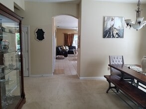 2597 Maybrook Dr in Sacramento, CA - Building Photo - Building Photo