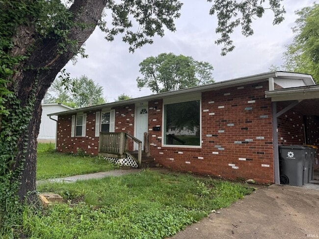 property at 1014 N Orris Dr