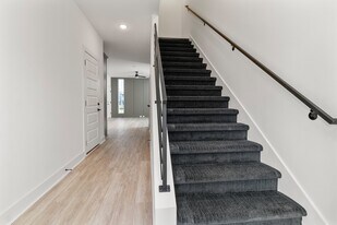 537 Bellamy Ln in Clarksville, TN - Building Photo