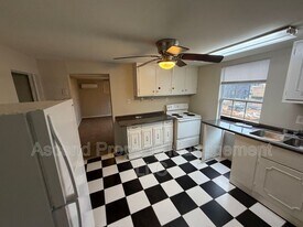 2111 Chamberlain Ave. in Chattanooga, TN - Building Photo