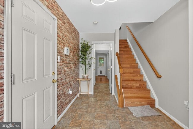 11082 Clovertree Ct in Manassas, VA - Building Photo - Building Photo
