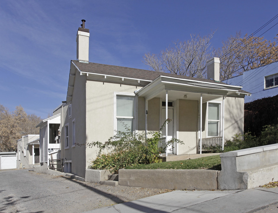 122 W Apricot Ave in Salt Lake City, UT - Building Photo