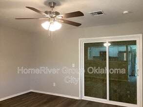5708 S Briarwood Dr in Oklahoma City, OK - Building Photo - Building Photo