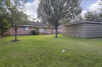 6026 Warm Springs Rd in Houston, TX - Building Photo - Building Photo