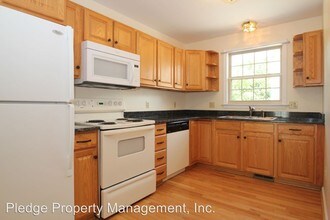 19 Hawthorne Dr-Unit -Unit 144 in New London, CT - Building Photo - Building Photo