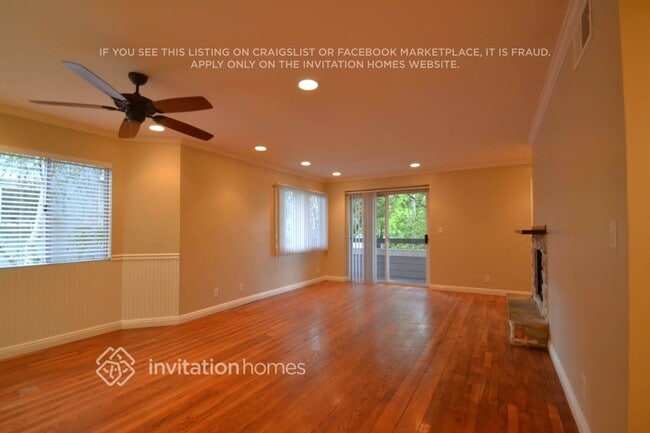 20312 Rue Crevier in Santa Clarita, CA - Foto de edificio - Building Photo