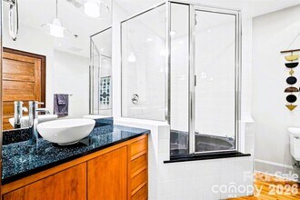 84 E Walnut St in Asheville, NC - Building Photo - Building Photo