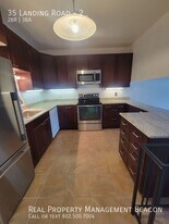 35 Landing Rd in Enfield, NH - Building Photo