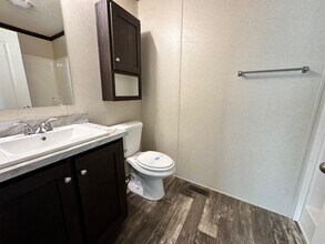381 Nevada in Belleville, MI - Building Photo - Building Photo