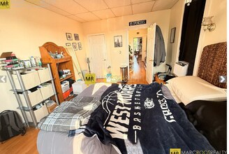 202 Market St, Unit 2 in Boston, MA - Foto de edificio - Building Photo