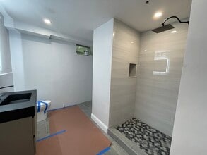 137 Centre St in Boston, MA - Foto de edificio - Building Photo