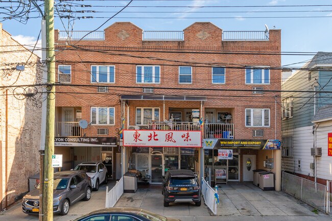 20-11 College Point Blvd in College Point, NY - Building Photo - Building Photo
