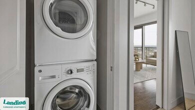 777 Preston St, Unit 31J in Houston, TX - Foto de edificio - Building Photo