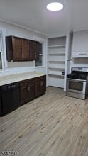 78 Crawford St in East Orange, NJ - Foto de edificio - Building Photo