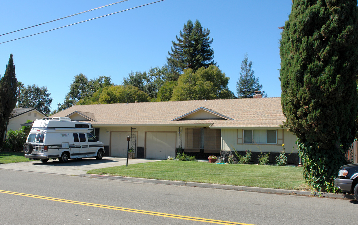 53-55 Ursline Rd in Santa Rosa, CA - Building Photo