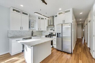 1336 N Hamlin Ave in Chicago, IL - Building Photo - Building Photo