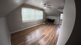 345 Summer St, Unit 345 summer st studio B in Bridgewater, MA - Building Photo