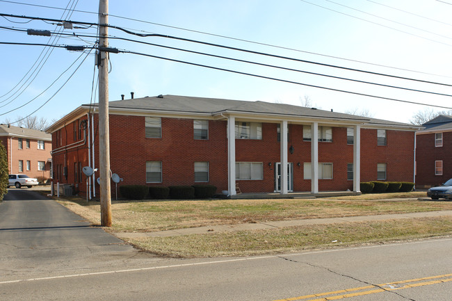 3105 Hunsinger Ln in Louisville, KY - Building Photo - Building Photo