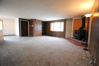 2088 Kaylee Ln in Fairbanks, AK - Building Photo - Building Photo