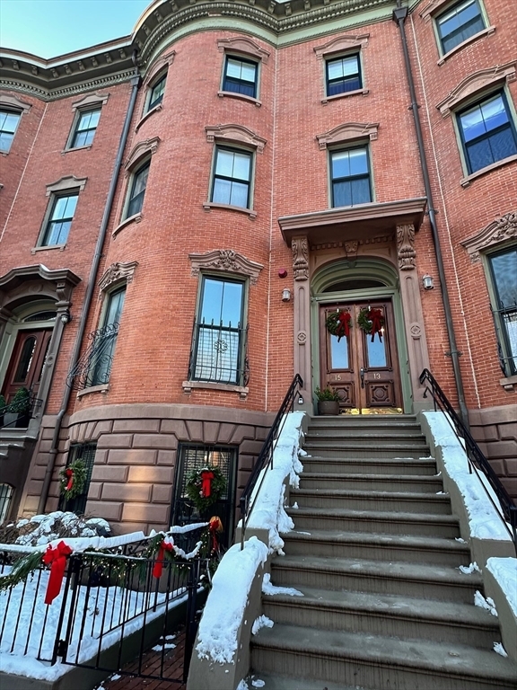 property at 15 Worcester Square