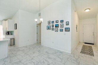 1406 Silver Cove Dr in Clermont, FL - Building Photo - Building Photo
