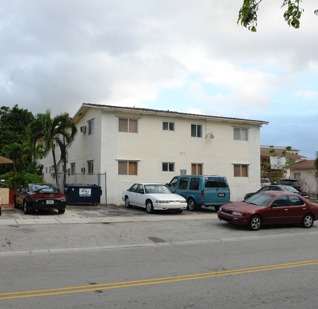 451 E 23rd St in Hialeah, FL - Building Photo - Building Photo