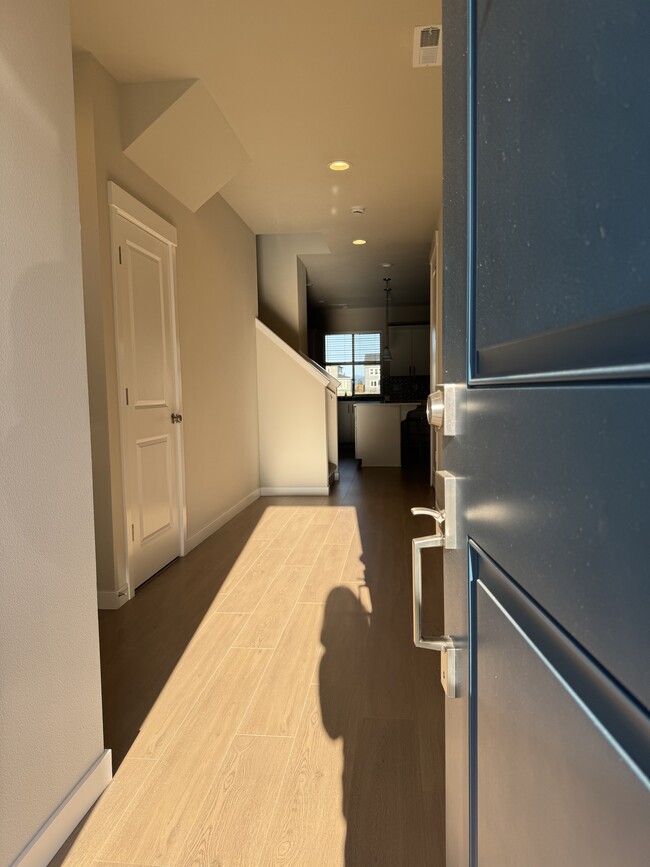 206 S 88th Dr in Ridgefield, WA - Foto de edificio - Building Photo